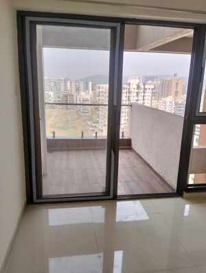 Room in 2 BHK Apartment at Rohan Silver Gracia, Ravet – for Rent