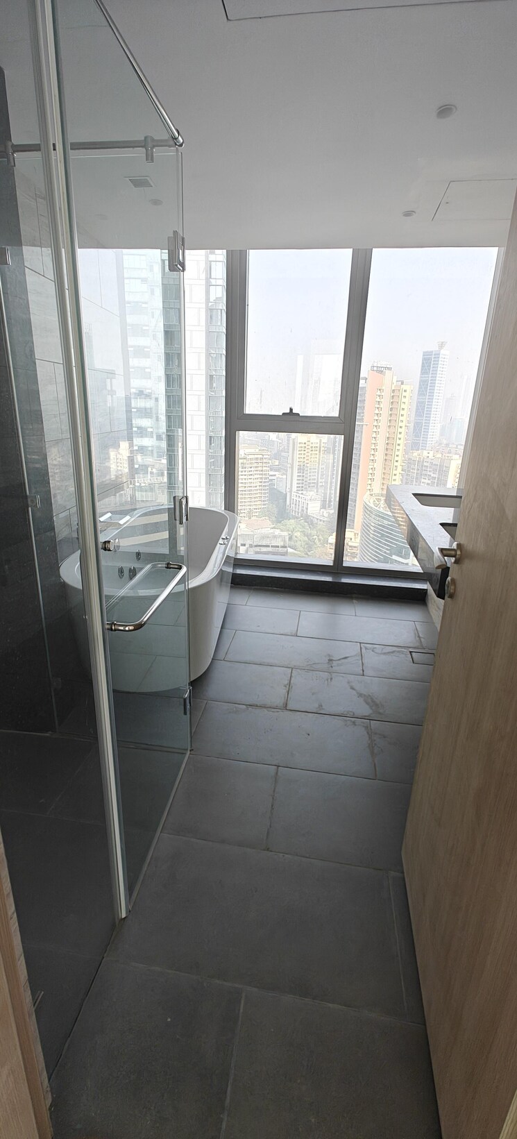 Bathroom, rustomjee-crown 4 Bedroom 1980 Sq.Ft. Apartment In Prabhadevi Mumbai 9664890