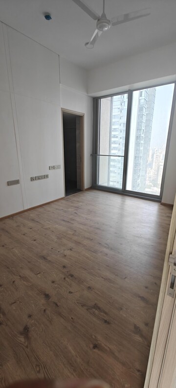 4 BHK Apartment For Rent in Rustomjee Crown, Prabhadevi