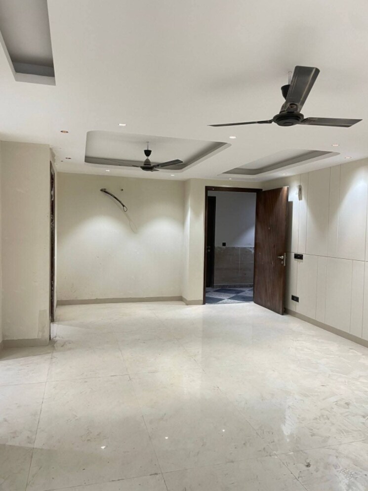 Room, saket 2 Bedroom 1000 Sq.Ft. Builder Floor In Saket Delhi 9664918