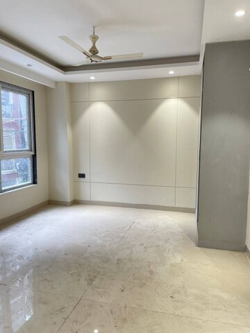 Room in 2 BHK Builder Floor at Saket – for Rent