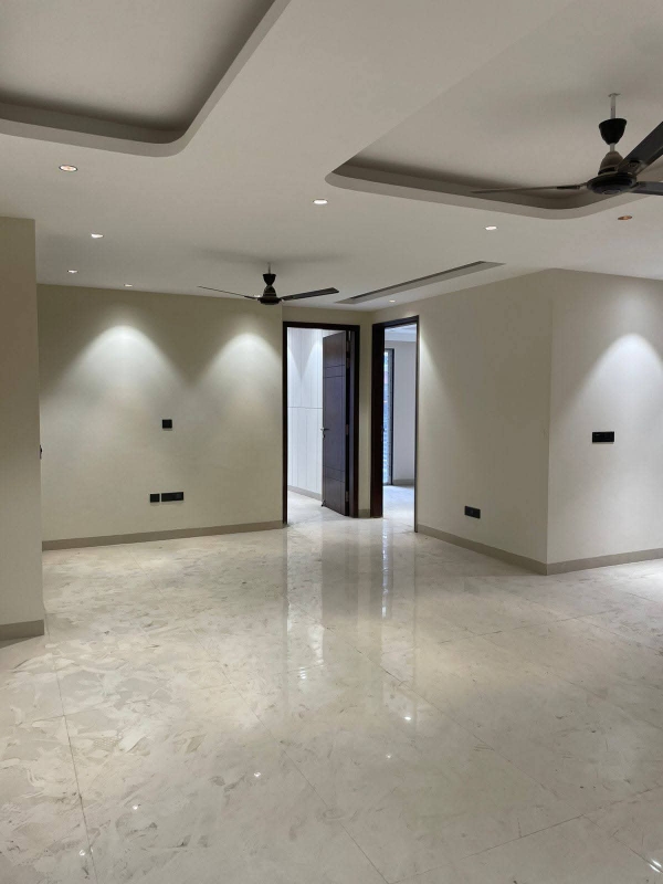 2 BHK Builder Floor For Rent in Saket