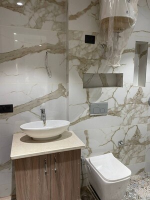 Bathroom in 2 BHK Builder Floor at Saket – for Rent