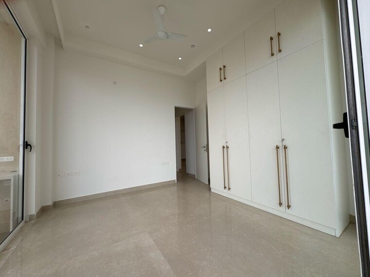 Room, indiabulls-sky-forest 3 Bedroom 2721 Sq.Ft. Apartment In Lower Parel Mumbai 9664924