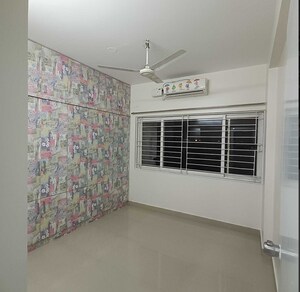 Room in 2 BHK Apartment at Kamala Rainbow Vistas, Kharmanghat – for Sale