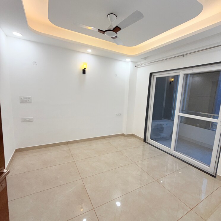 Room, rwa-apartments-sector-108 3 Bedroom 2152 Sq.Ft. Builder Floor In Sector 108 Noida 9664943