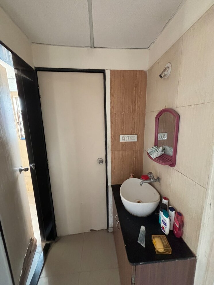 Bathroom, goel-ganga-amrut-ganga 2 Bedroom 890 Sq.Ft. Apartment In Sinhagad Pune 9664964