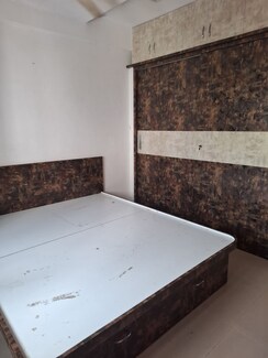 3 BHK + Servant Room Apartment For Sale in Paranjape Schemes Madhukosh