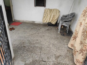 Parking in 2 BHK Independent House at Laharpur – for Sale