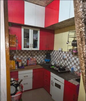 Kitchen in 2 BHK Apartment at Gomti Nagar – for Rent