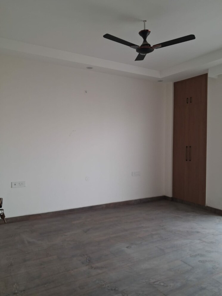 Floor Plan, sector 28 Commercial Office Space 2250 Sq.Ft. In Sector 28 Faridabad 9665020