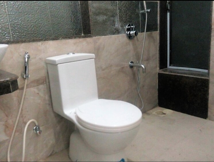 Bathroom, manpada Pg For Girls In Manpada 9665026