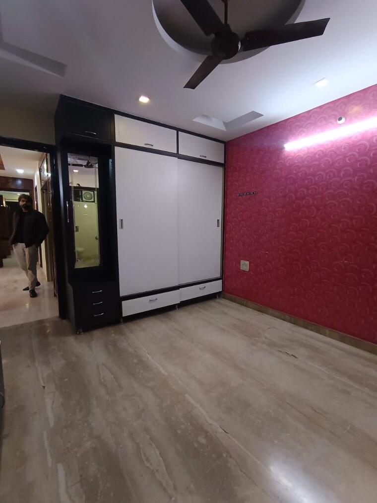 Room, navbharat-apartments 3 Bedroom 1450 Sq.Ft. Apartment In Paschim Vihar Delhi 9665025