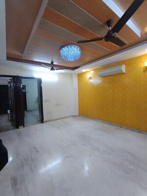 3 BHK Apartment For Rent in Navbharat Apartments, Paschim Vihar