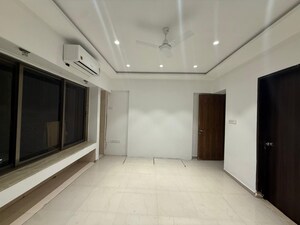 Building Lobby in 3 BHK Apartment at Fortune Towers, Mazgaon – for Rent