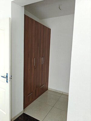 Bathroom in 2 BHK Apartment at Sushma Green vista, Ghazipur – for Sale