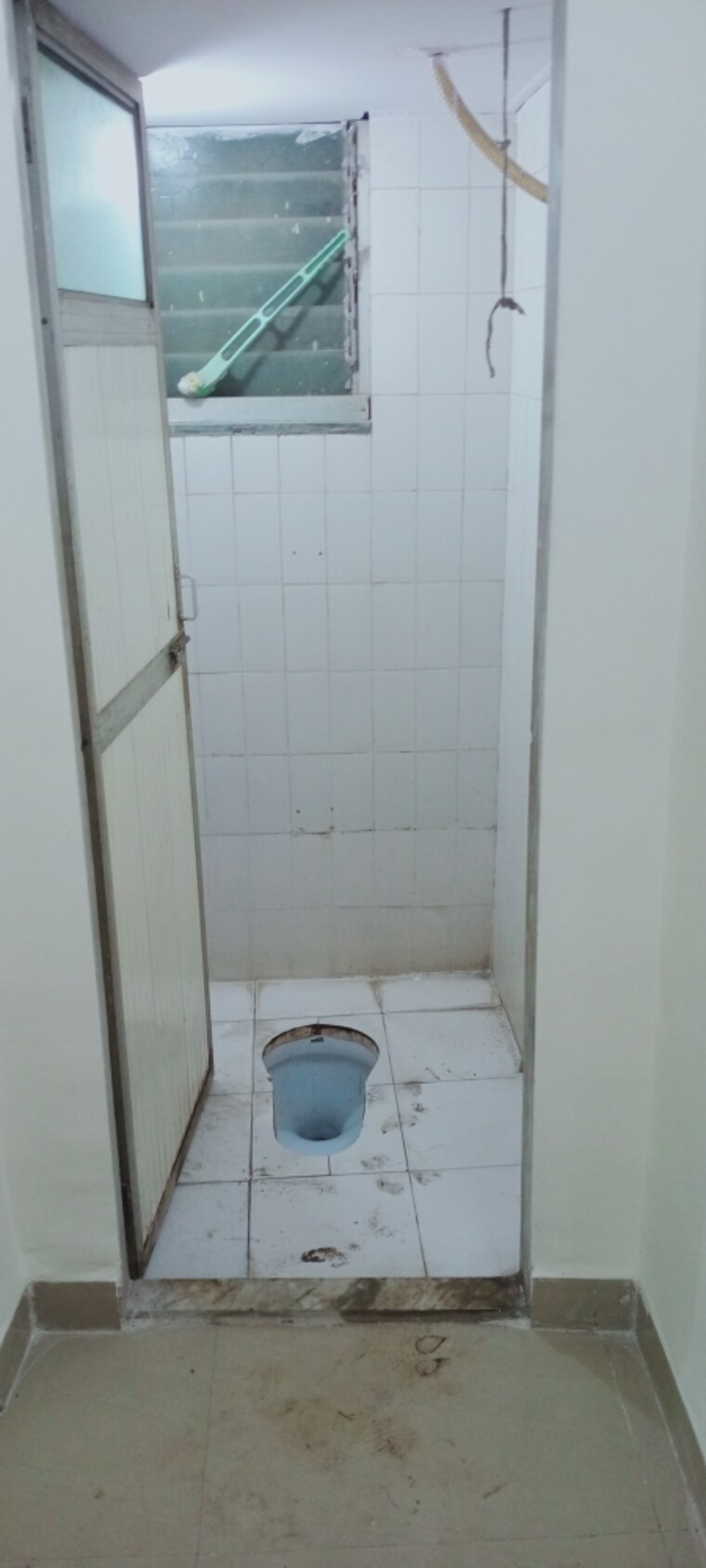Bathroom, sher-e-punjab 1 Bedroom 700 Sq.Ft. Apartment In Andheri East Mumbai 9665063