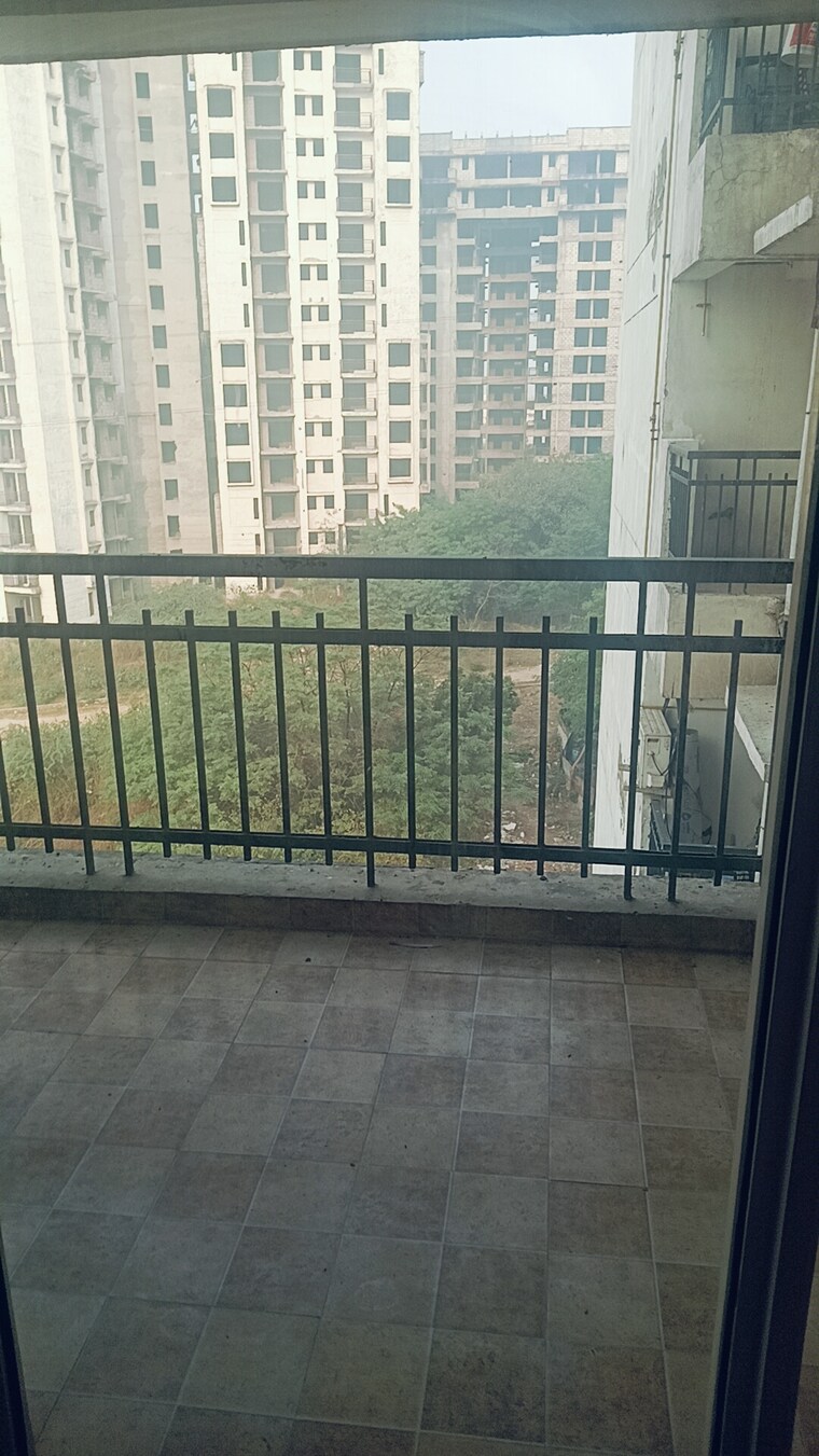 Balcony, ansal-api-aquapolis 4 Bedroom 4620 Sq.Ft. Penthouse In Dundahera Ghaziabad 9665074