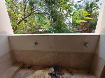 Furnished Amenities in 3 BHK Apartment at Happy Homes Kondapur, Kondapur – for Rent