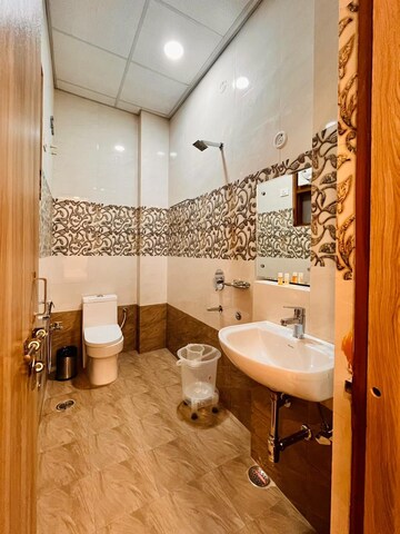 Bathroom in  Pg at Gomti Nagar – for Rent