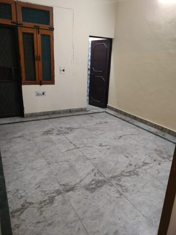 2 BHK Builder Floor For Sale in Nipun Plaza, Vaishali Sector 4