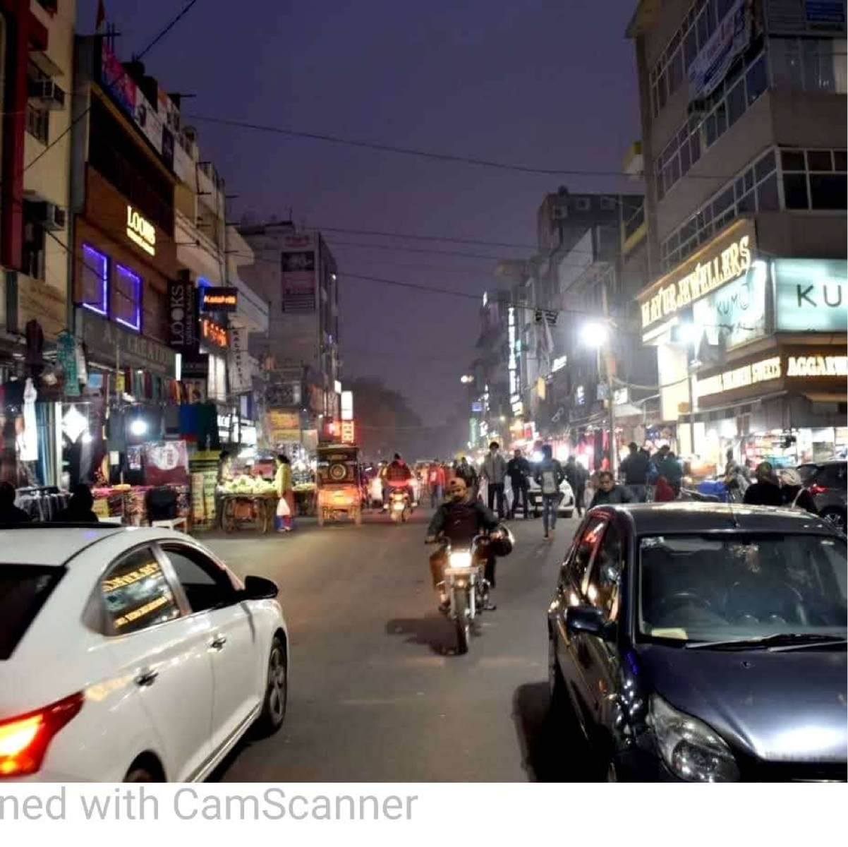 Plot For Sale in Ashok Vihar Sector 3