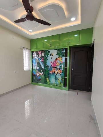 Room in 2 BHK Apartment at North Villa Kondapur, Kondapur – for Rent