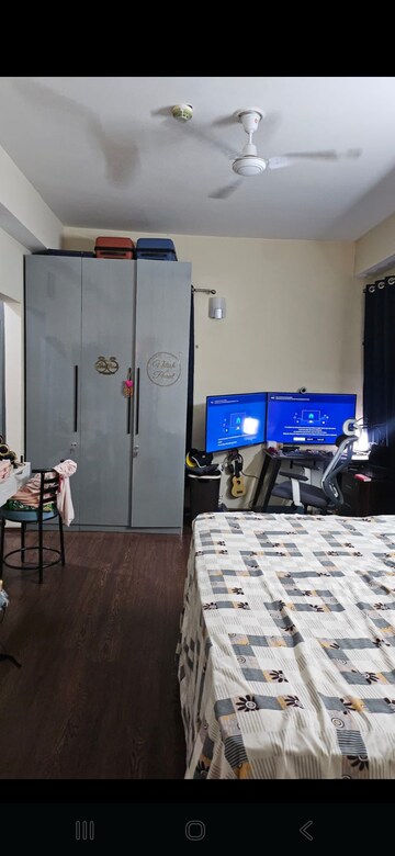 Bedroom in 4 BHK Apartment at Indiabulls Centrum Park, Sector 103 – for Sale