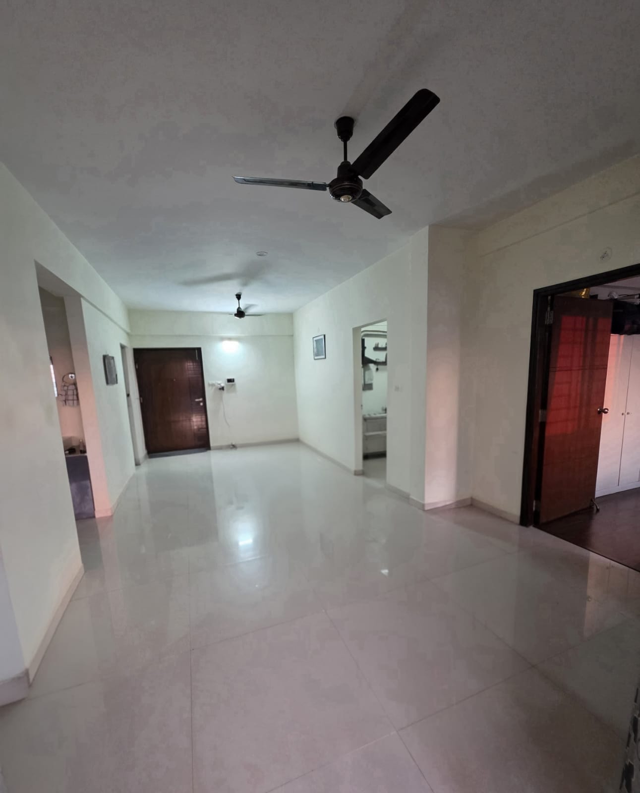 2 BHK Apartment For Rent in DSR Waterscape