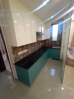 Kitchen in 1 BHK Builder Floor at Sector 46 – for Rent