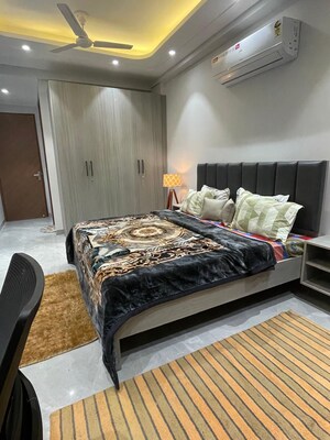 Studio Builder Floor For Rent in Sector 31