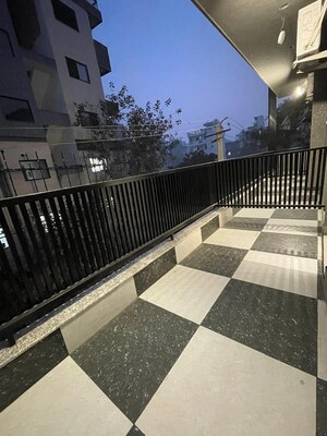 Balcony in Studio Builder Floor at Sector 47 – for Rent