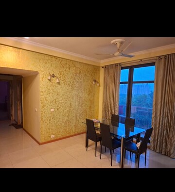 Living Room in 3 BHK Apartment at Unitech Horizon, Pi Greater Noida – for Sale