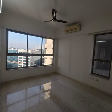 Room in 2 BHK Apartment at L&T Emerald Isle, Budhia Jadhav Wadi – for Rent