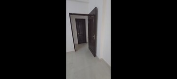 Room in 2 BHK Apartment at Trident Embassy, Sector 1 Greater Noida – for Sale