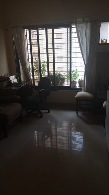 1.5 BHK Apartment For Sale in Swapnalok Towers, Malad East
