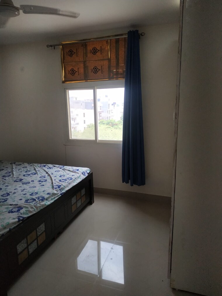 Bedroom, dlf-city-phase-v 1 Bedroom 500 Sq.Ft. Builder Floor In Dlf Phase V Gurgaon 9665255