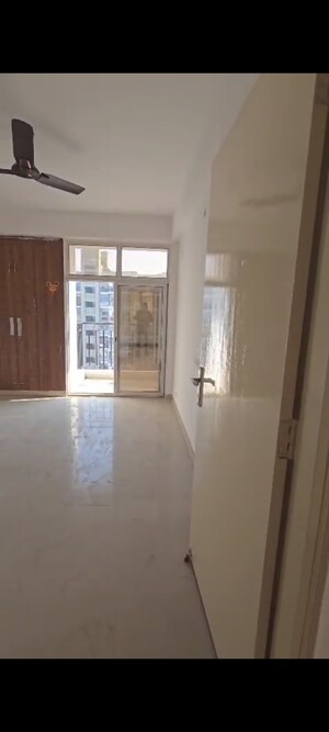 Room in 3 BHK Apartment at Nirala Aspire, Sector 16 Greater Noida – for Sale