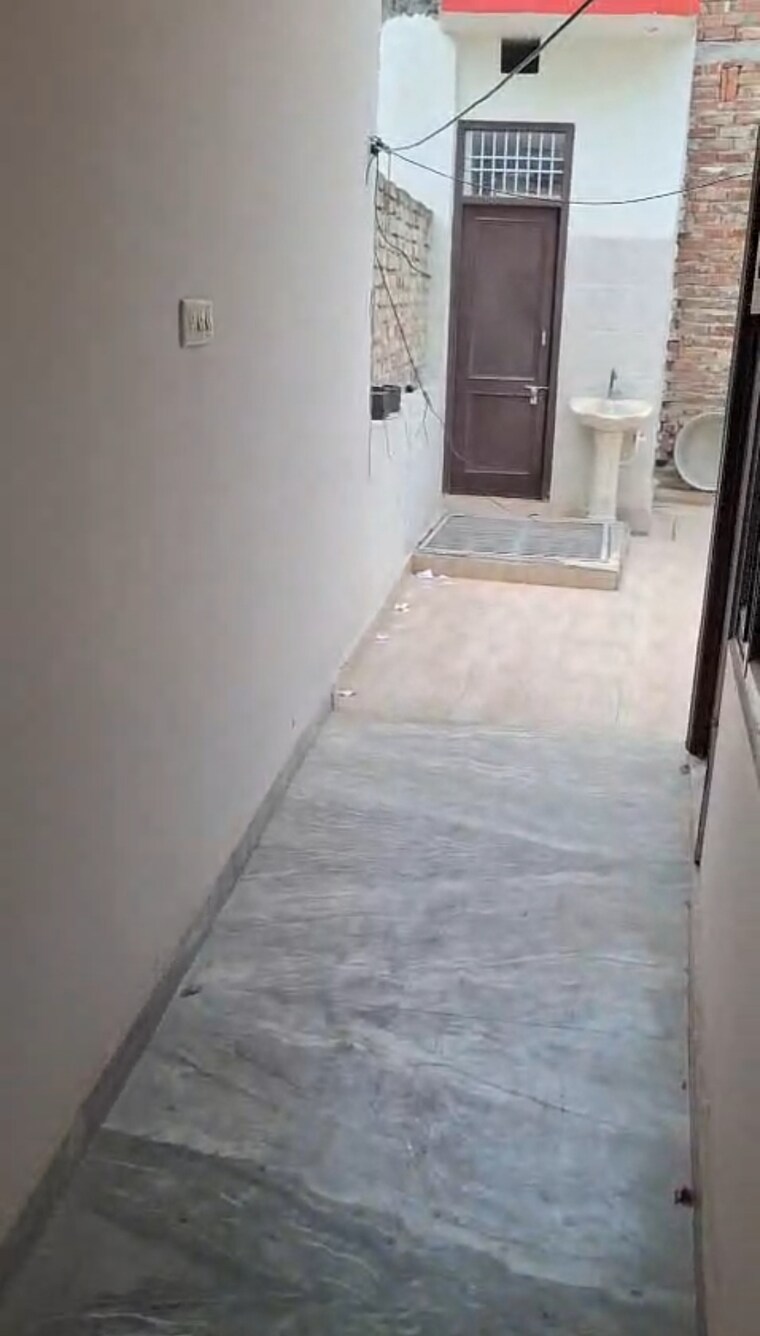 Balcony, sethi chowk area 2.5 Bedroom 70 Sq.Yd. Independent House In Sethi Chowk Area Panipat 9665276