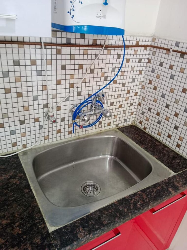 Bathroom, saya-gold-avenue 2 Bedroom 1080 Sq.Ft. Apartment In Vaibhav Khand Ghaziabad 9665279