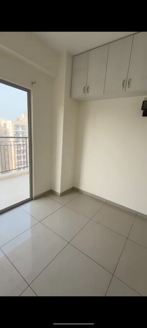 Room in 2 BHK Apartment at Gulshan Bellina, Sector 16 Greater Noida – for Sale