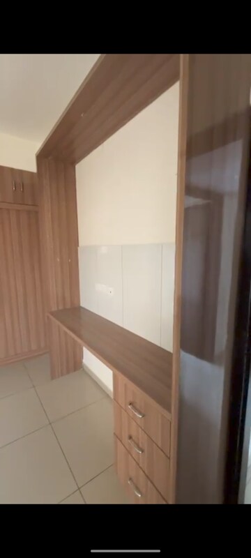 Room in 2 BHK Apartment at Gulshan Bellina, Sector 16 Greater Noida – for Sale