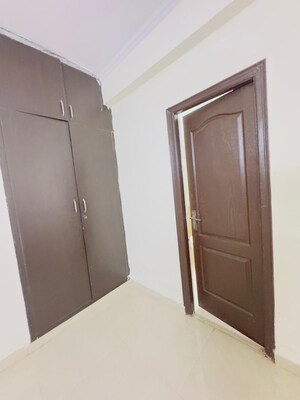 3.5 BHK Apartment For Rent in Aims Golf City, Sector 75