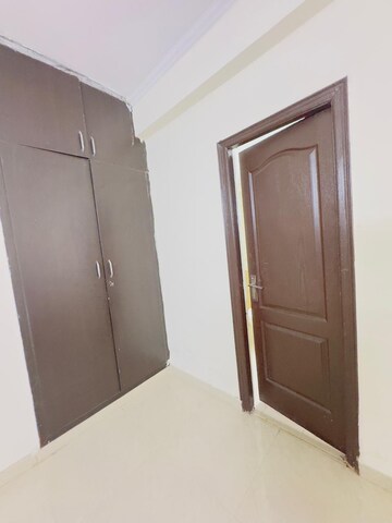3.5 BHK Apartment For Rent in Aims Golf City, Sector 75