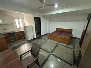 Living Room in 1 RK Builder Floor at Ansal Plaza Sector-23, Sector 23 – for Rent