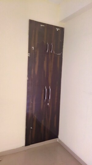 Furnished Amenities in 3 BHK Apartment at Windsor Paradise 2, Raj Nagar Extension – for Sale