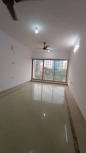 2 BHK Apartment For Sale in Raheja Solitaire, Goregaon West