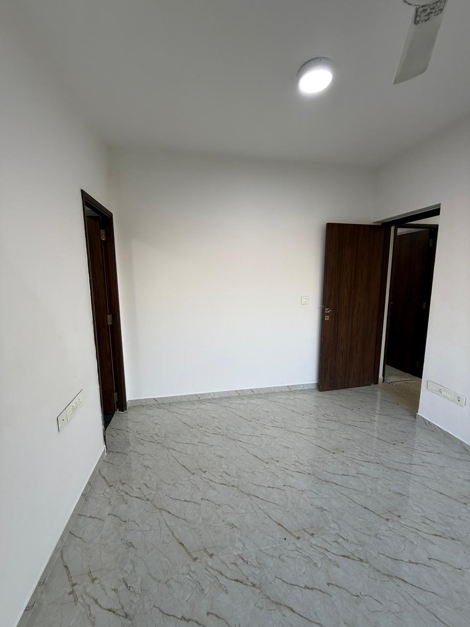 2 BHK Apartment For Rent in New Swapnapurti CHS