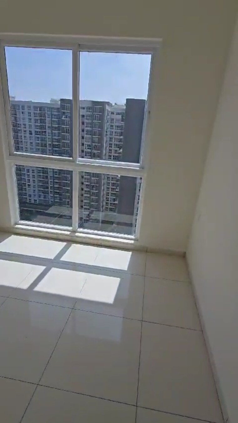 Room, devanahalli 3 Bedroom 1150 Sq.Ft. Apartment In Devanahalli Bangalore 9665645