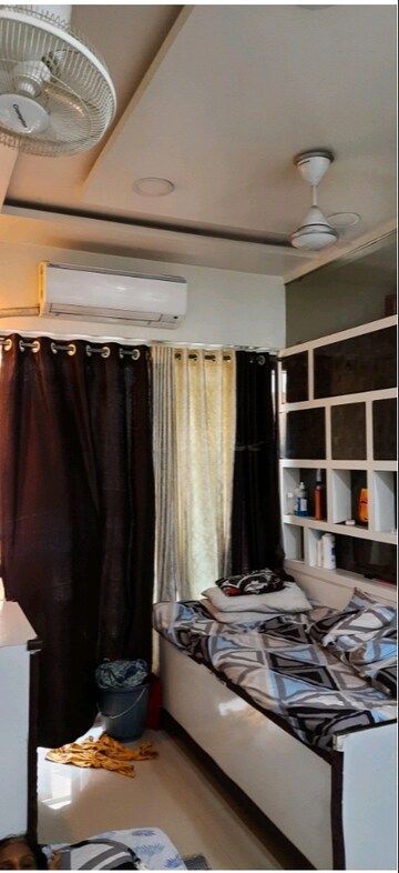 1 BHK Apartment For Sale in Haware Dahlia, Kasarvadavali